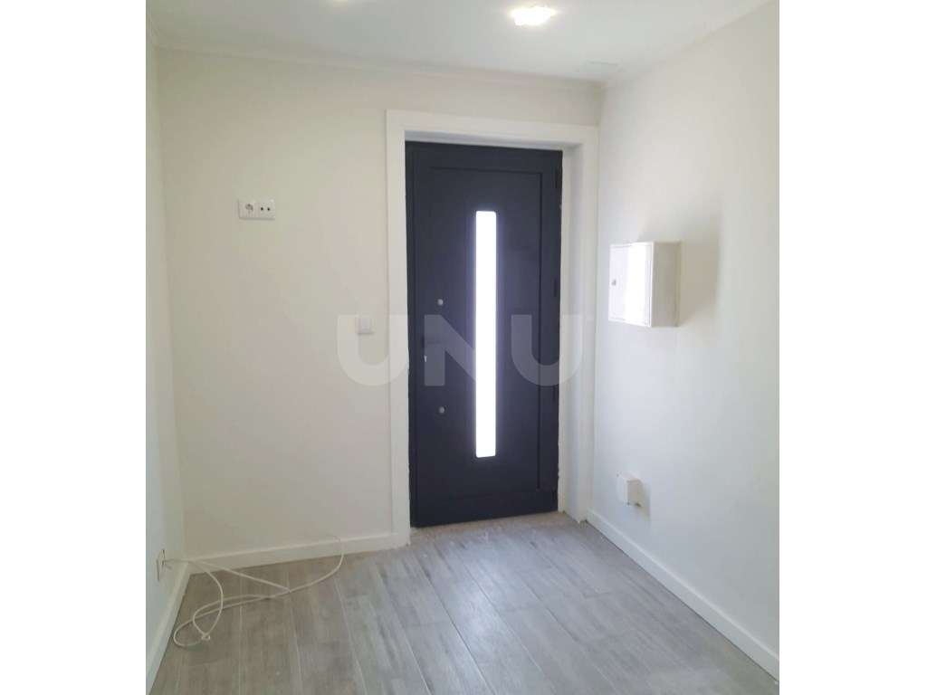 Conjunto de 3 Moradias Térreas - Investimento com Rendimento Imediato-13