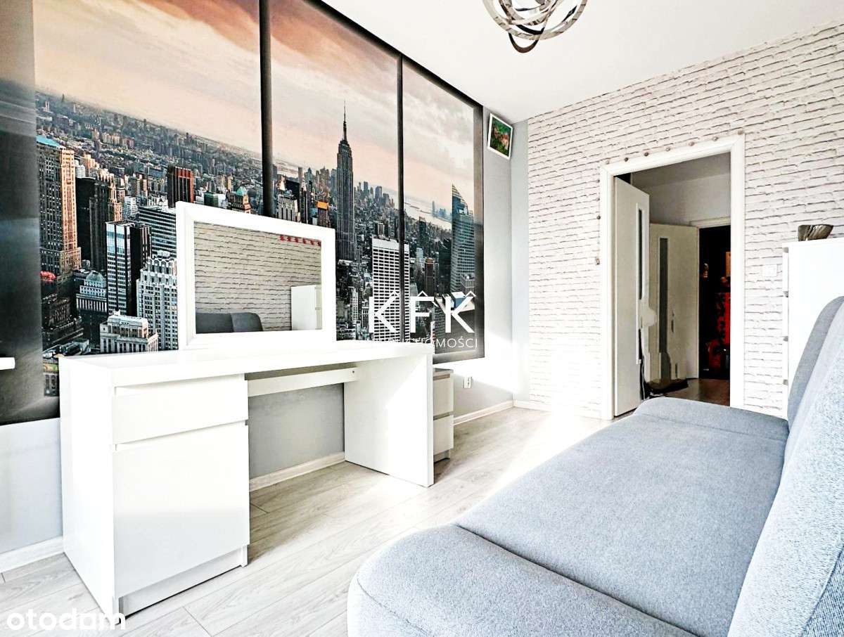 Dwa Balkony Os. Sztuk Pięknych 3 Pokoje Film-12