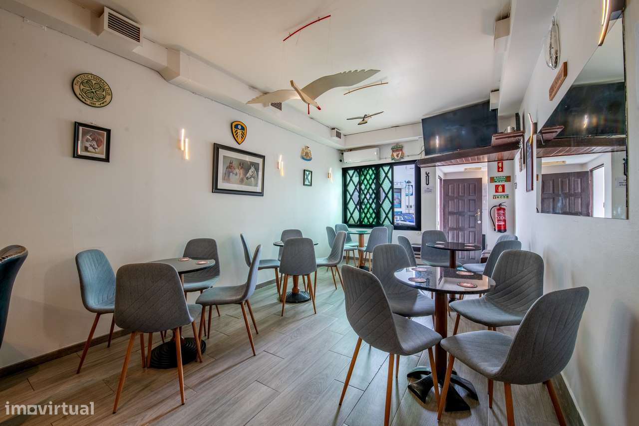 Bar aconchegante no centro da Praia da Luz - Grande imagem: 3/6
