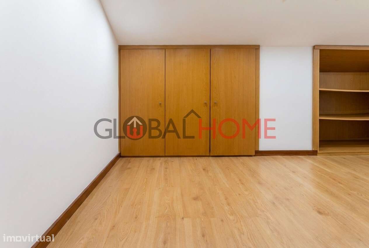 Duplex T2+1 com vista mar em Canidelo-54