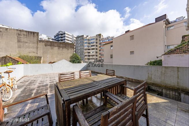 Prédio no centro histórico do Porto-16