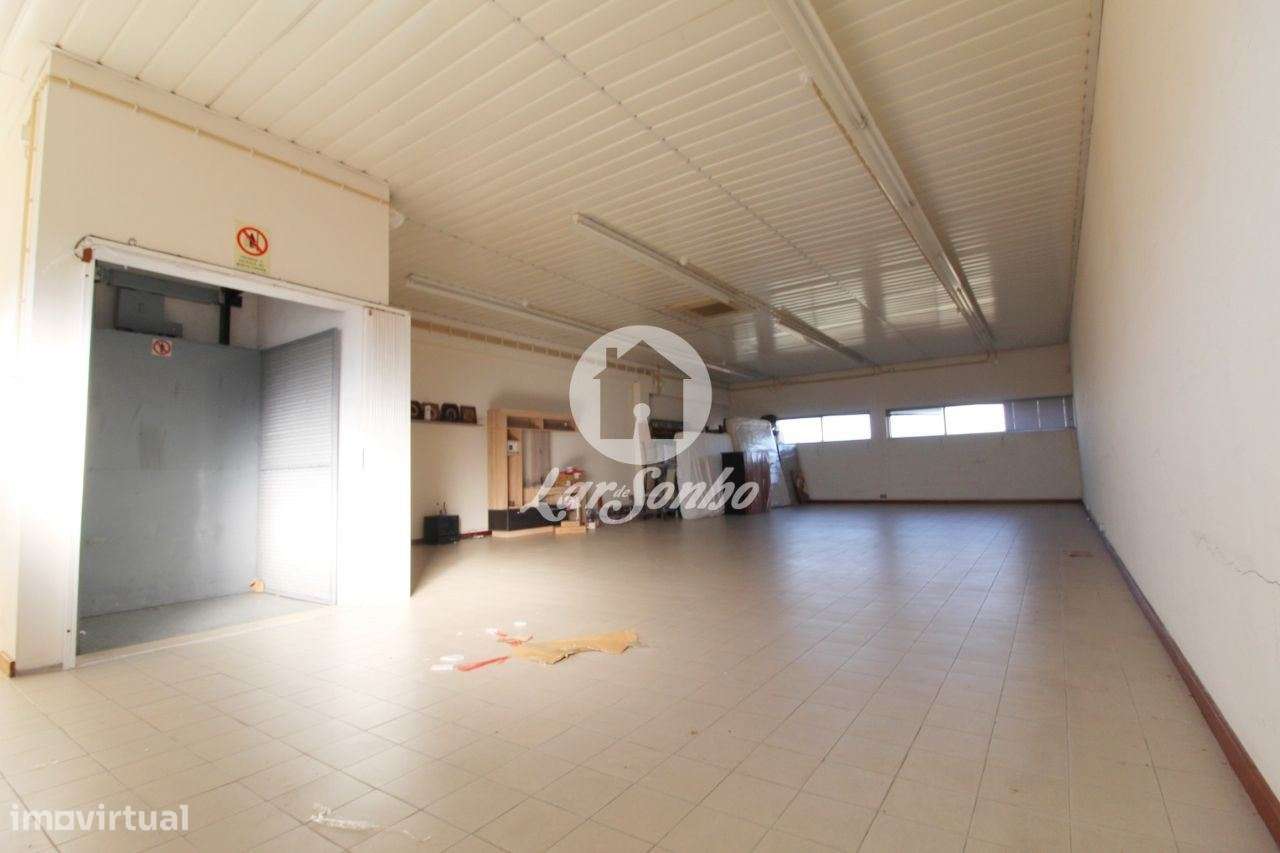 Armazém Industrial em Barcelos - Grande imagem: 3/22