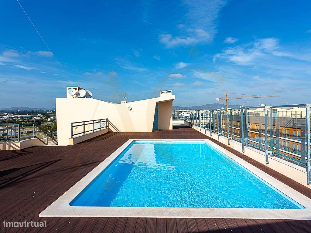 Apartamento T3 em Olhão com vistas incríveis e piscina comum-49