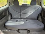 Toyota Yaris 1.0 Base - 8