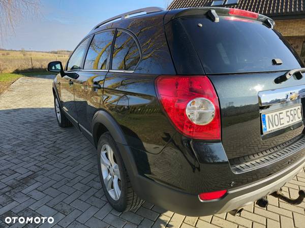 Chevrolet Captiva 2.4 LT+ - 20