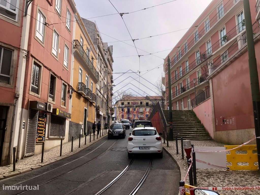 Apartamento T3 - Totalmente Remodelado e Mobilado-25