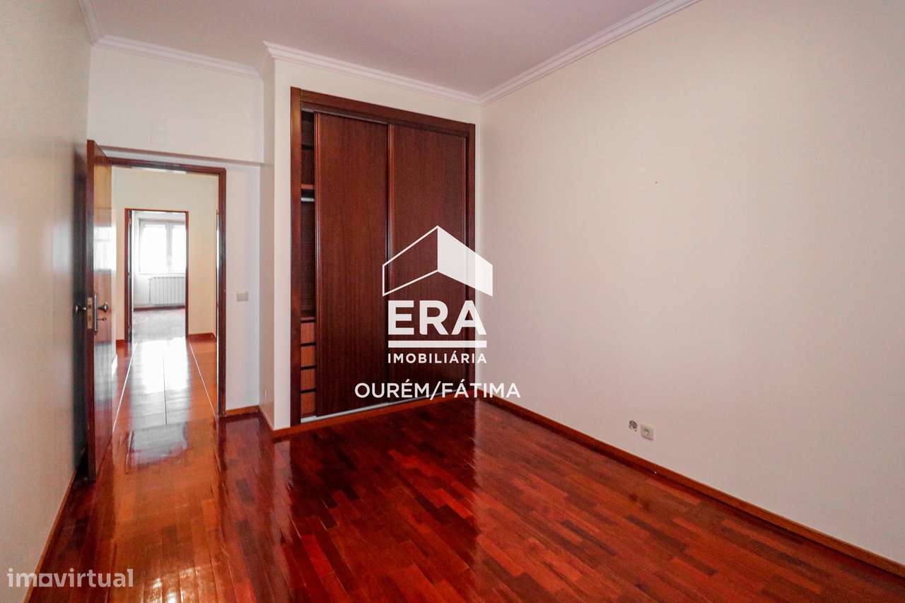 Apartamento T4 em Tomar-13