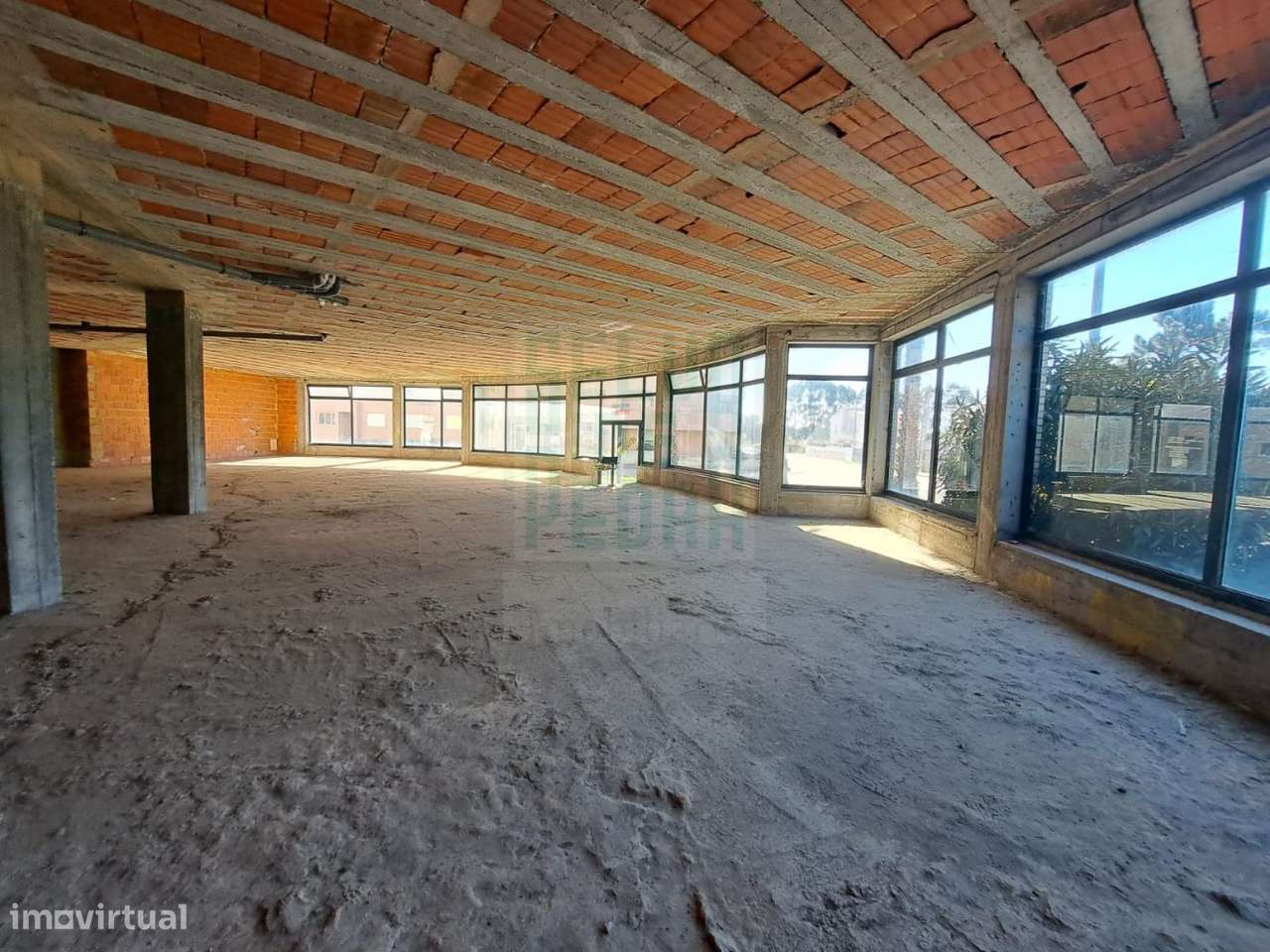 Espaço comercial na Rua do Agro, Praia, Madalena-8