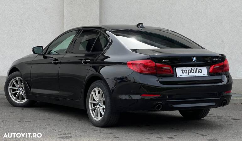 BMW Seria 5 520d xDrive Aut. Sport Line - 4