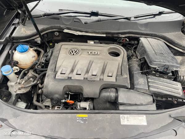 VW PASSAT VARIANT (B7) 2.0 TDI CAIXA DSG DE 2013 PARA VENDA DE PEÇAS (MOTOR CFF) - 3