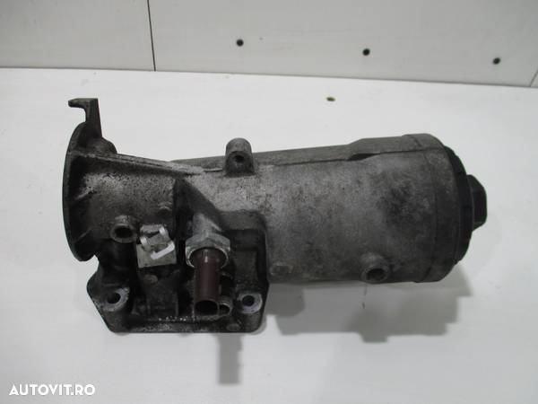 Carcasa filtru ulei Vw Golf 5 / Passat / Touran / Skoda Octavia 2 cod 045115389E - 2