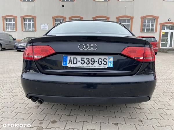 Audi A4 2.0 TDI DPF S line Sportpaket - 6