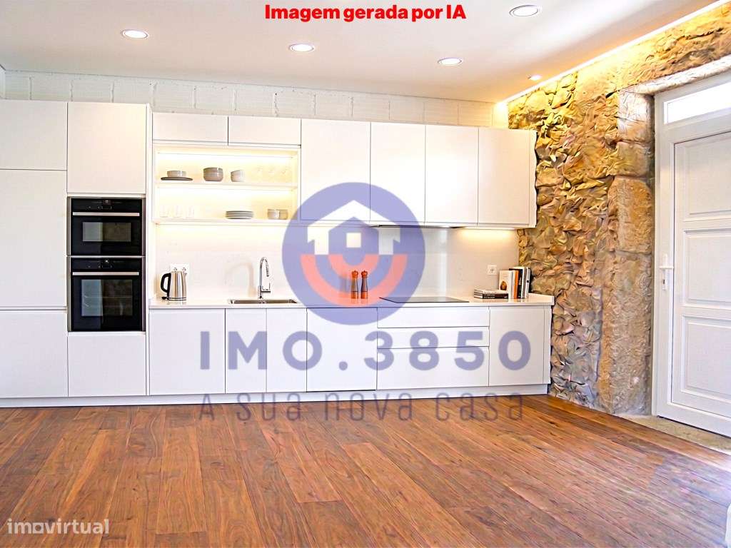 Moradia T3 em pedra para recuperação-5