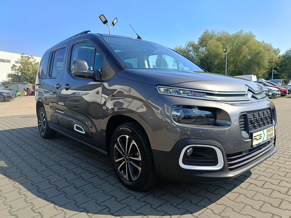 1.2 110KM PureTech Shine, head up, panorama, nowy rozrząd