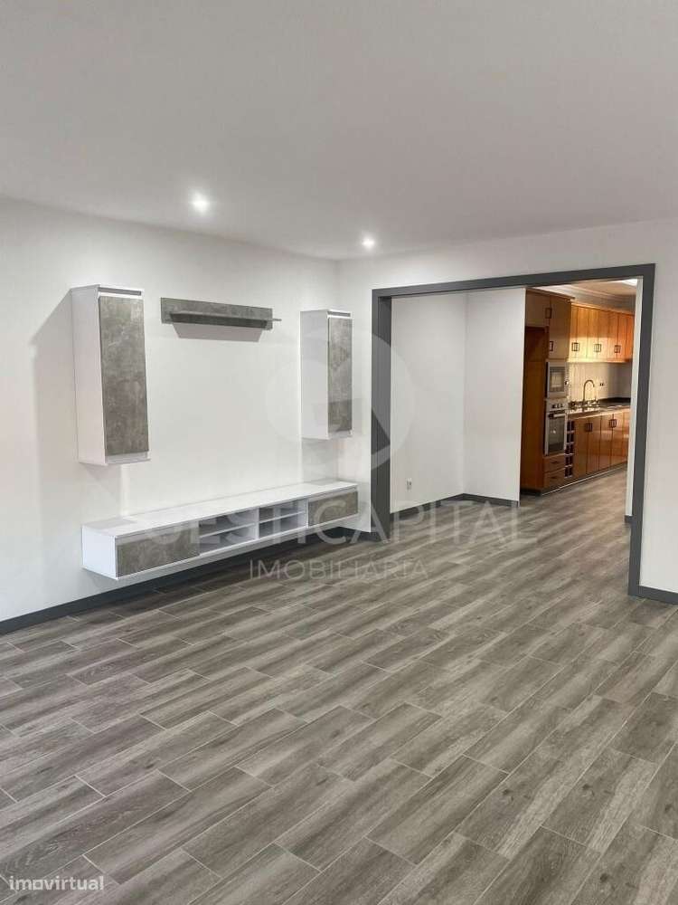 Apartamento T3 com lugar de garagem no centro do Marco de Canaveses-6