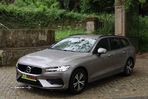 Volvo V60 2.0 D3 Momentum - 4