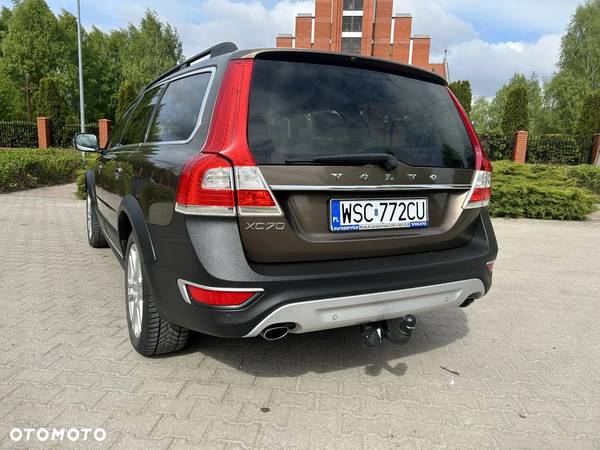 Volvo XC 70 D5 AWD Summum - 10