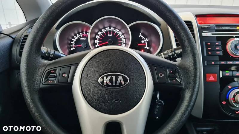 Kia Venga 1.4 CVVT Dream Team Edition - 19