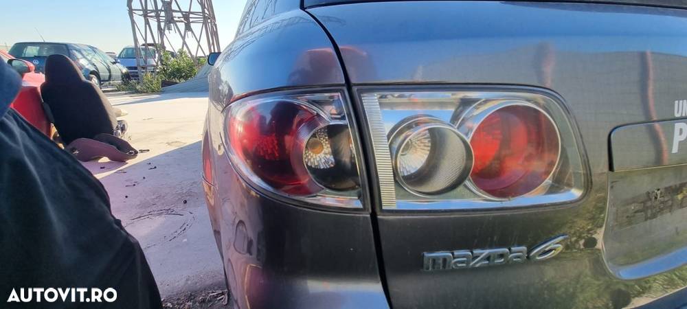 Lampa stop spate / tripla Caroserie hayon dreapta stanga Mazda 6 (GG)  2002  > 2008 2.0 DI Motorina - 3