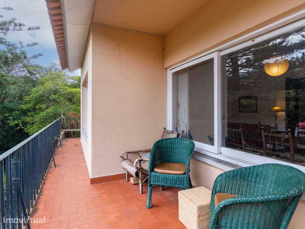 Moradia dividida em 3 apartamentos, Piscina, no sopé da serra de Si... - Grande imagem: 5/37