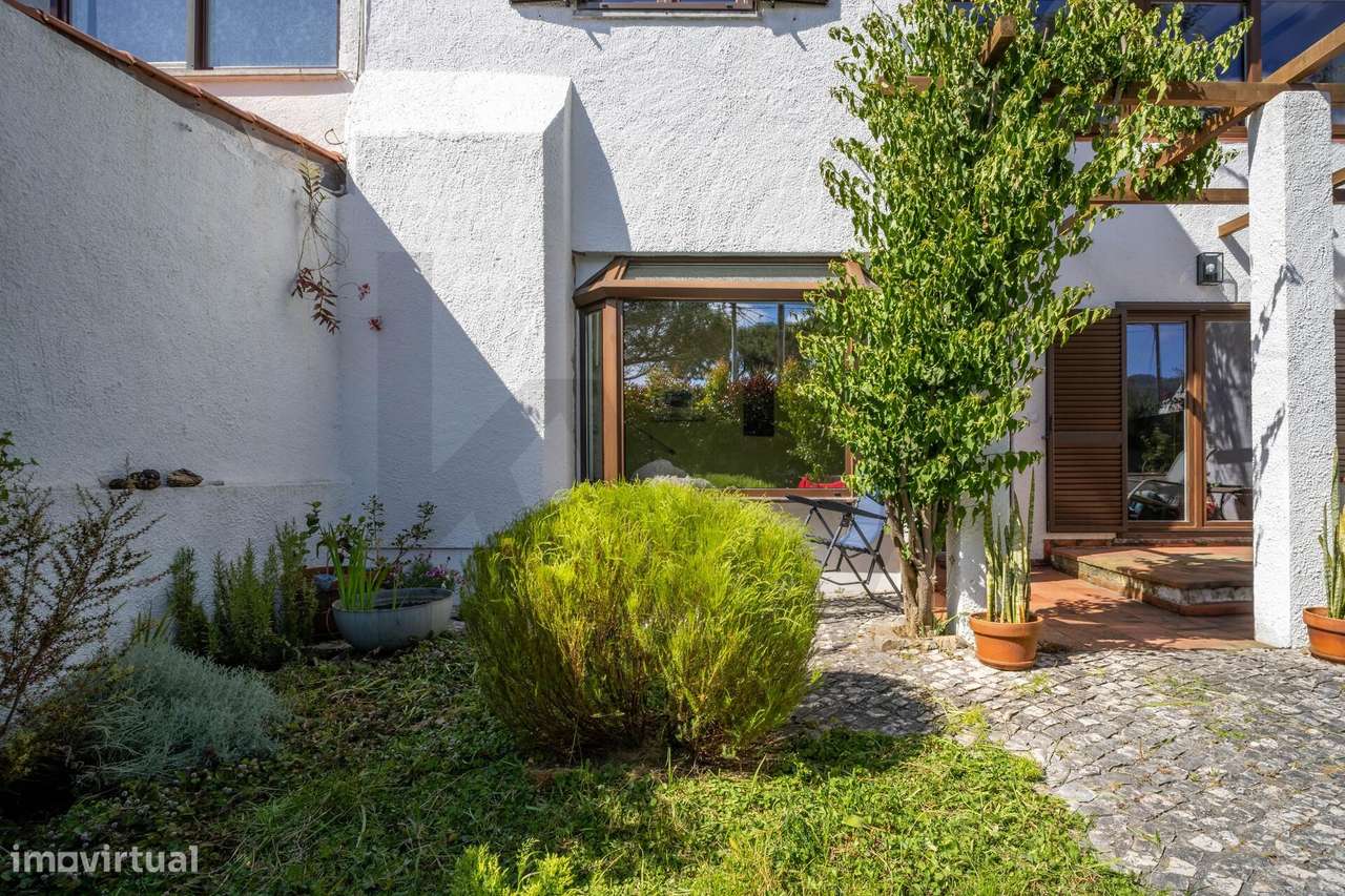 Moradia T3 com 208 m2 | Mucifal, Colares | Renovada | Garagem - Grande imagem: 2/44