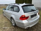 BMW Seria 3 320i - 4