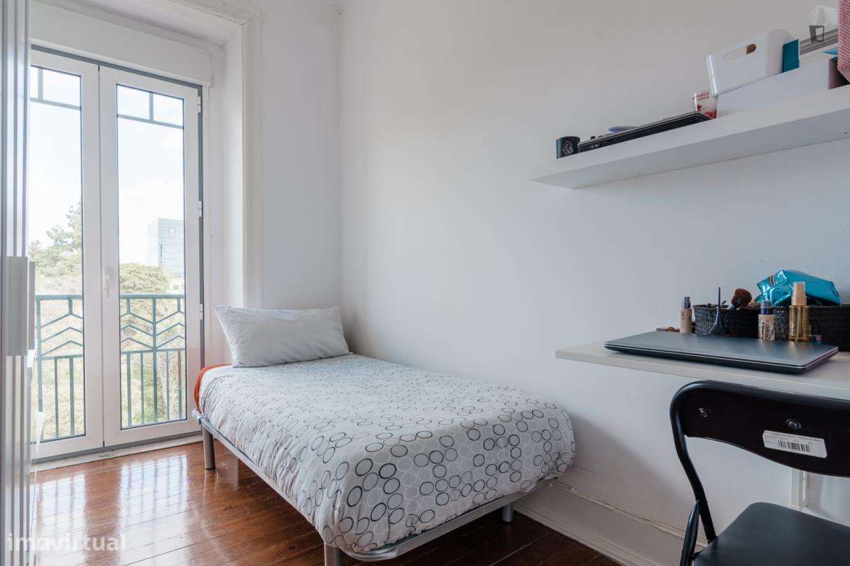 Quarto - localizado em Arroios Lisbon - Grande imagem: 4/8