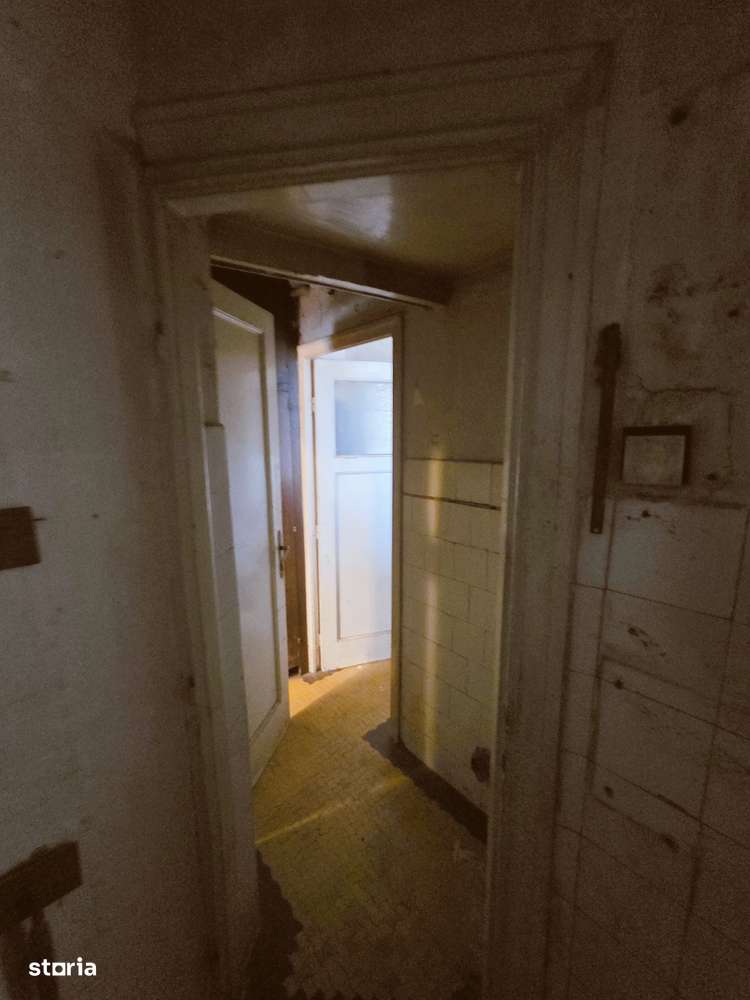 Caderea Bastiliei, apt. 2 camere, etaj 1, balcon,50mp, pe lista de U 3-8