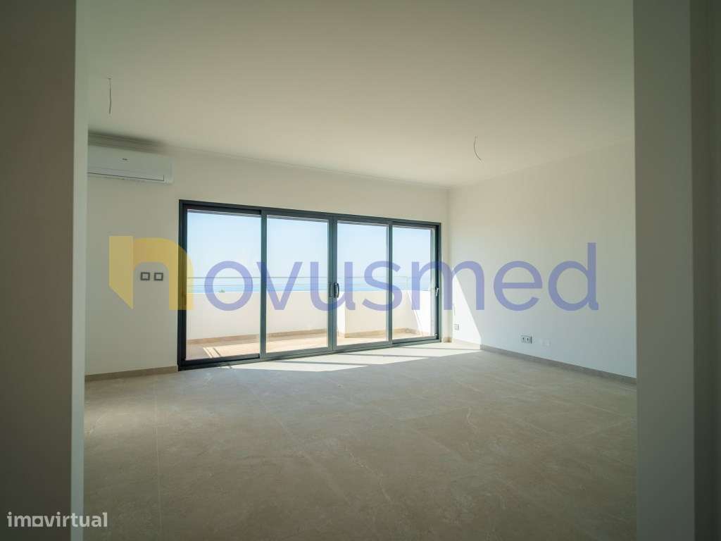 Moradia renovada com piscina e vistas panorâmicas sobre Albufeira e...-23