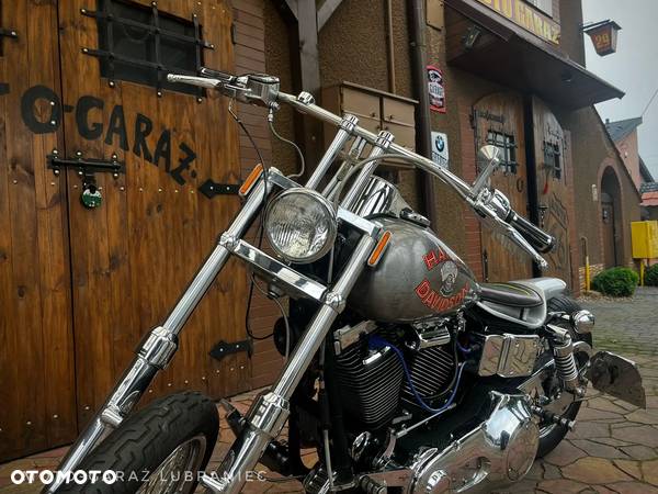 Harley-Davidson Dyna - 12