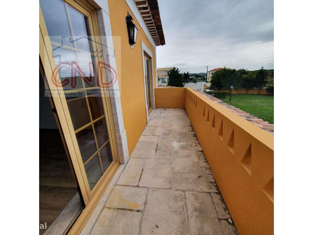 MAFRA - QUINTA, Moradia Arquitetura Tradicional Portuguesa com pisc...-16