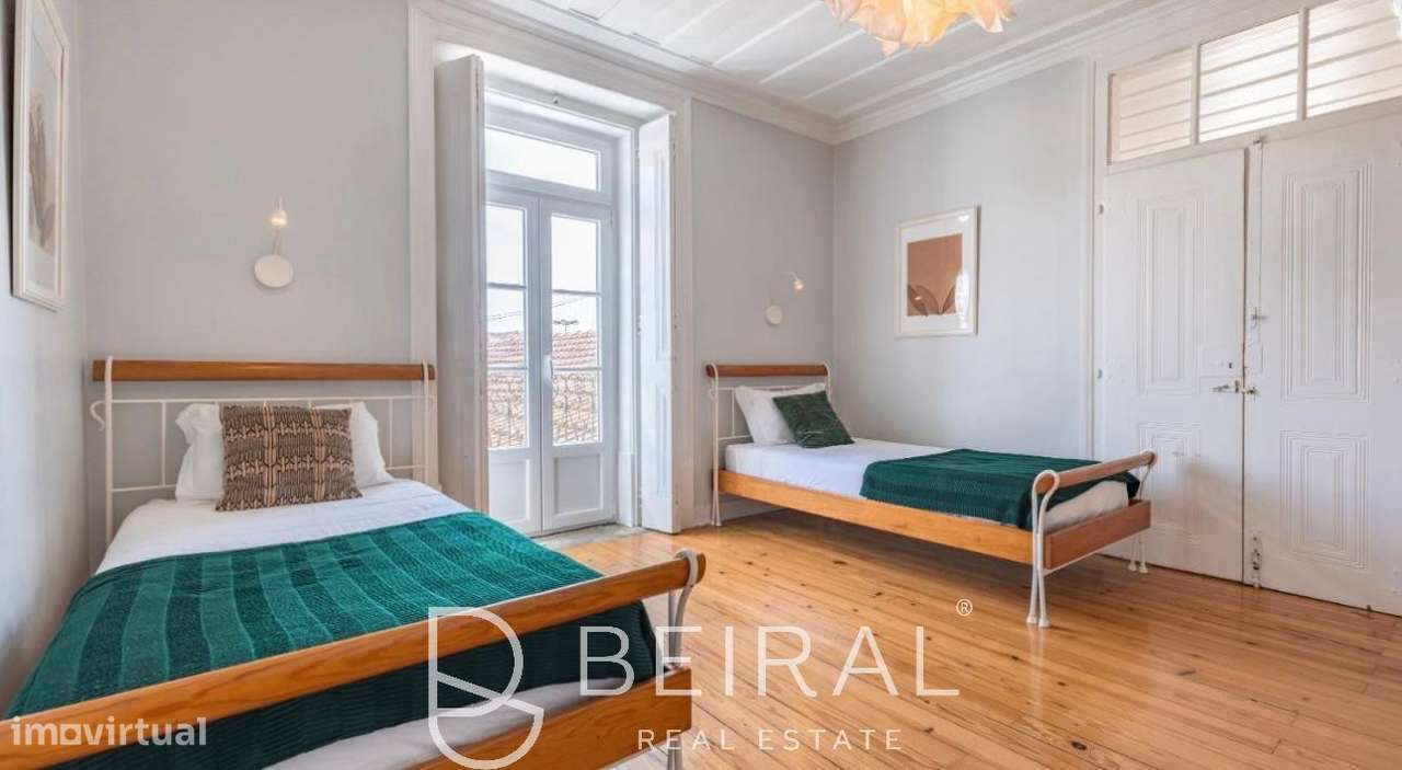 Apartamento T2 com varanda e estacionamento-14