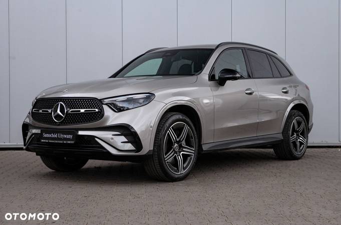 Mercedes-Benz GLC 220 d 4-Matic AMG Line - 1