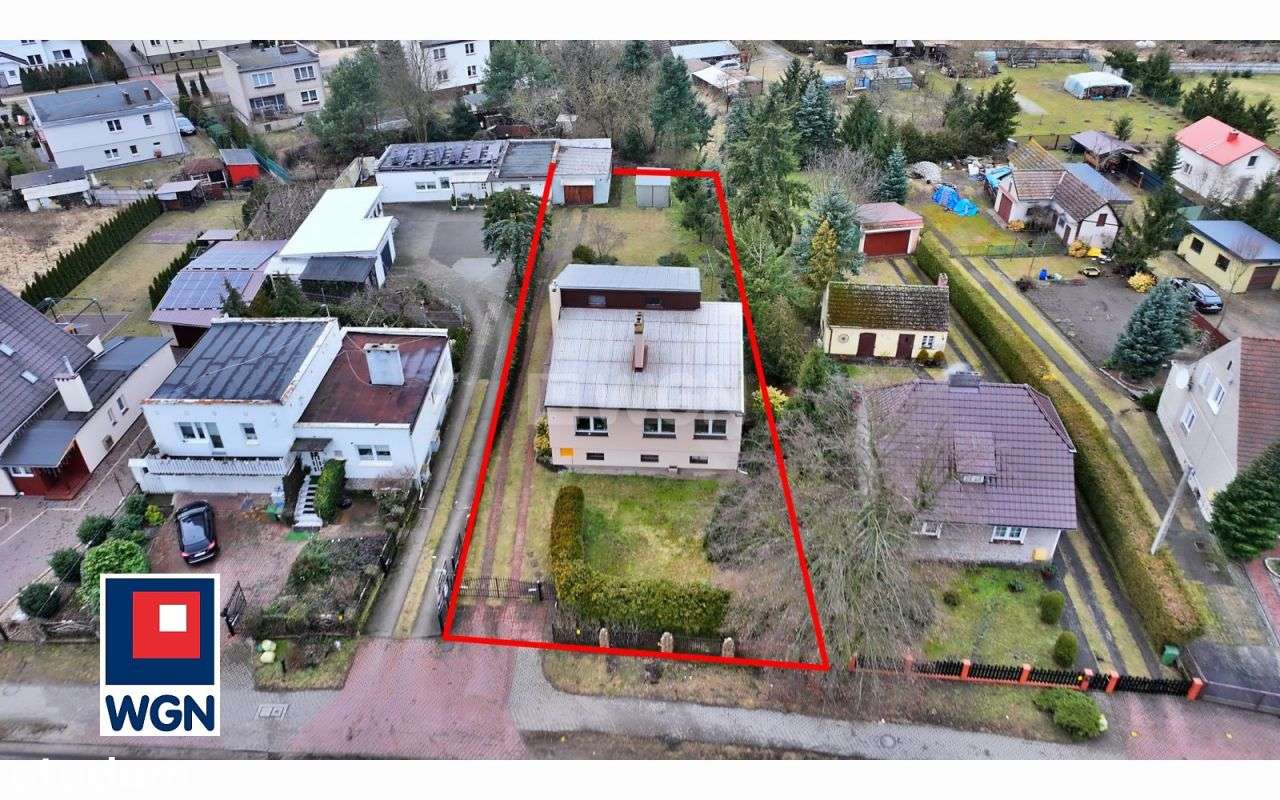 Atrakcyjny dom w cichej okolicy-1