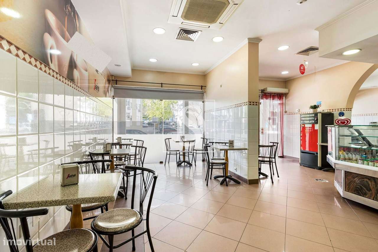 Café/Pastelaria em Alfornelos - Grande imagem: 4/15