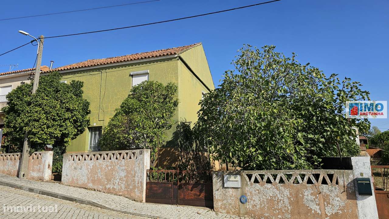 Moradia V6 c/ Quintal - Maxiais - 10 min de Castelo Branco-1