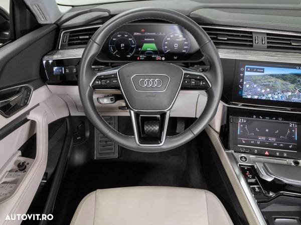 Audi e-tron quattro S - 15