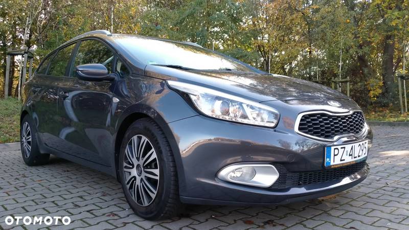 Kia Ceed 1.6 CRDi 128 Dream-Team Edition - 15