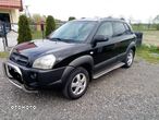 Hyundai Tucson 2.0 Comfort 2WD - 15