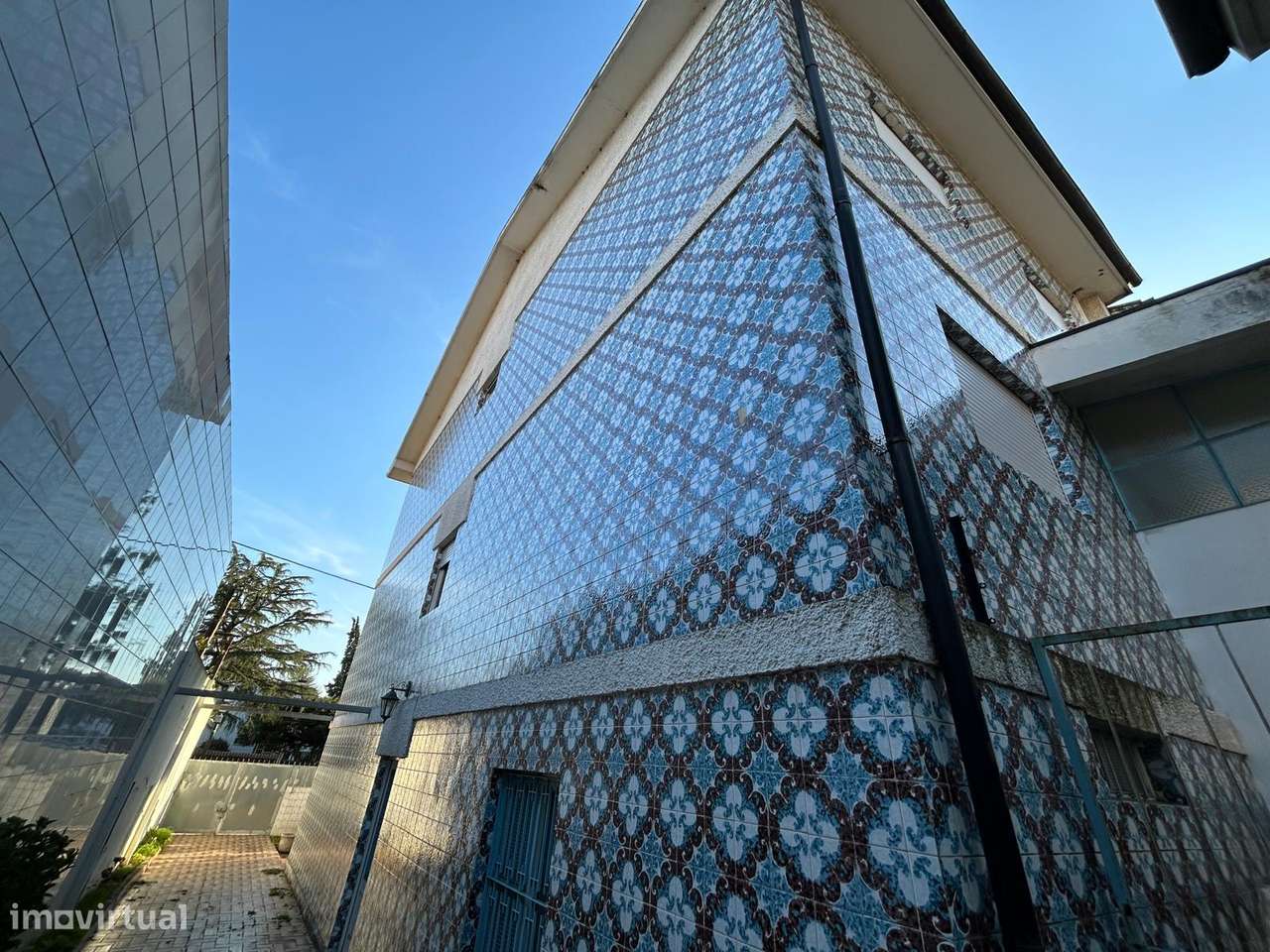 Moradia T5 com 3 frentes Rio Tinto-28