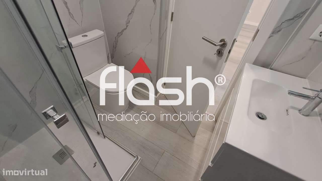 T1 Remodelado no centro da Amadora-16
