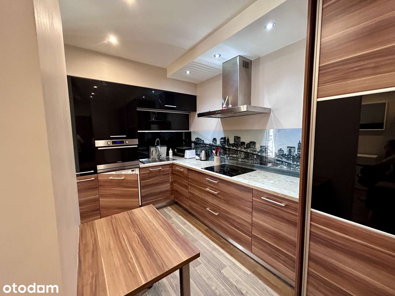 Gotowiec inwestycyjny przy A4/AOW | Idealna przystań biznesowa-6