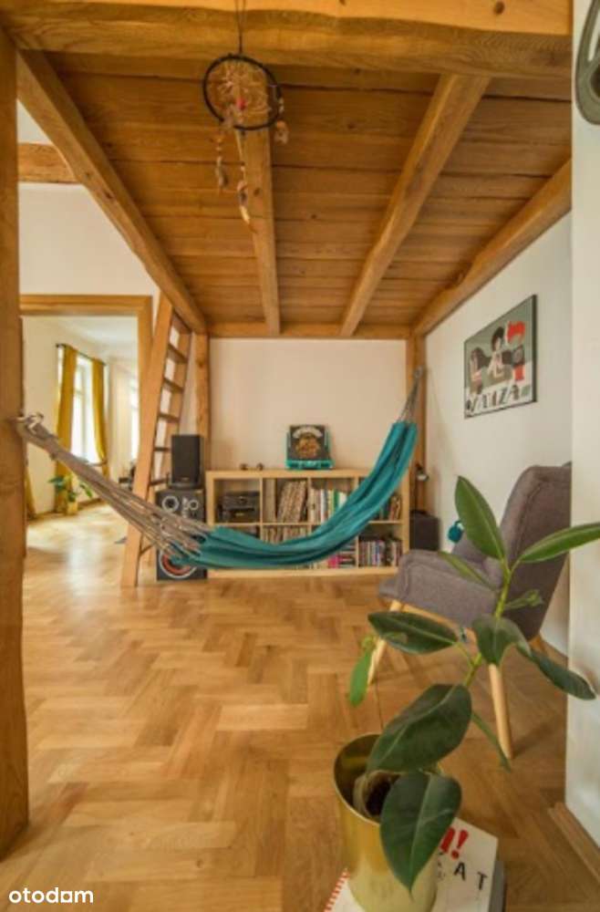 Stare Miasto | 63m2 | 2 pokoje | antresola | balkon | widok na ogród-12