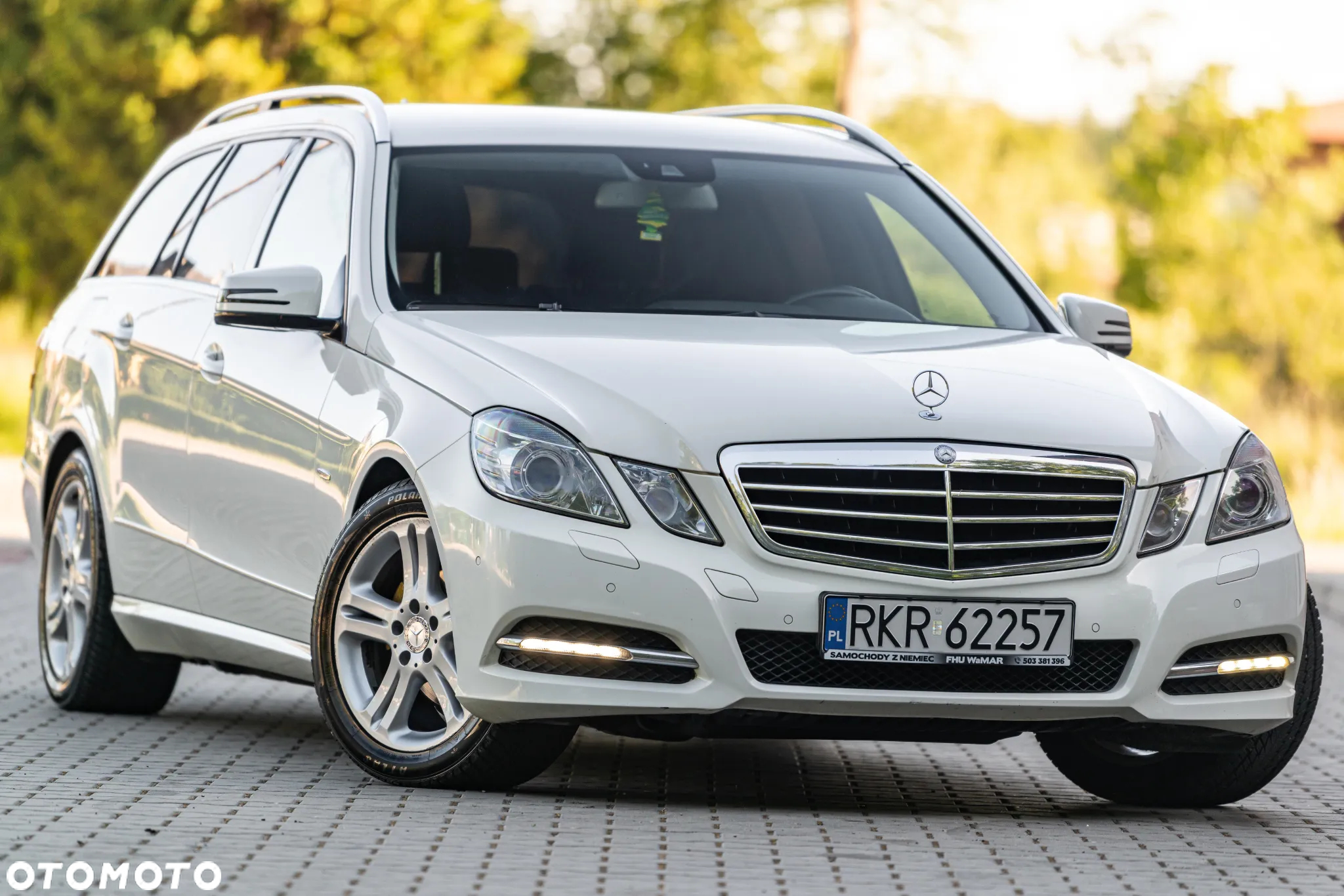 Mercedes-Benz Klasa E 220 BlueTEC 9G-TRONIC Avantgarde - 4