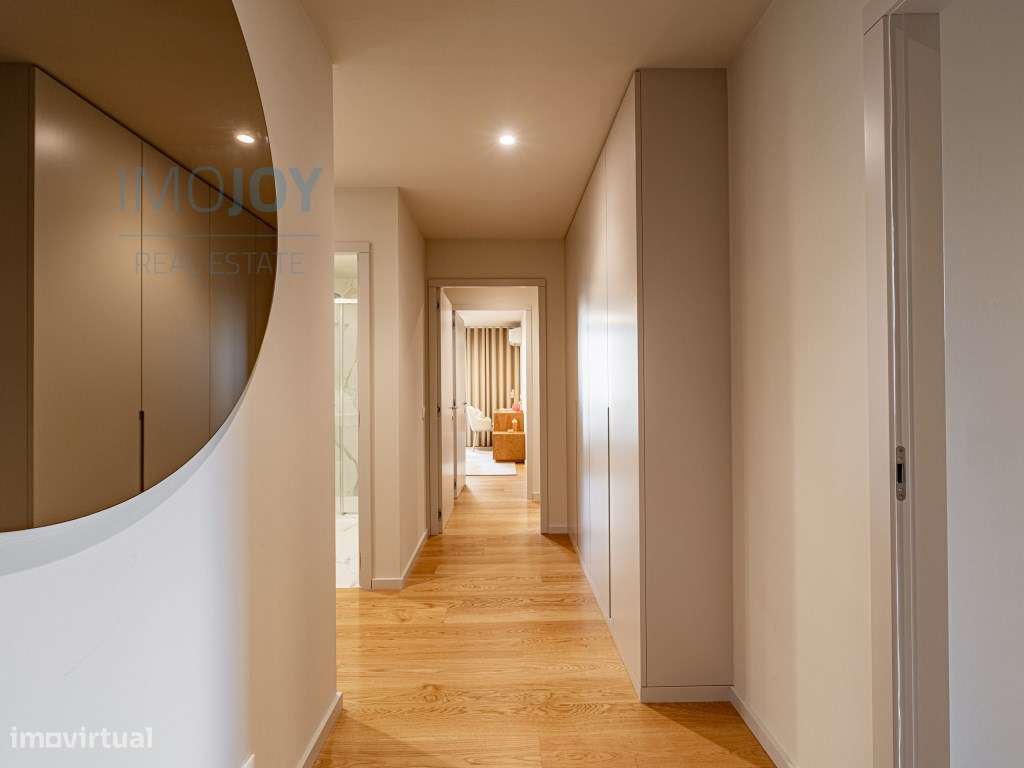 Apartamento T4 Novo com Varanda em Vila Nova de Gaia-21