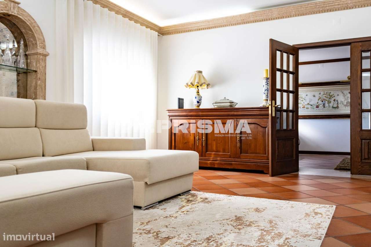 Moradia T5 para Venda em C. Branco - Grande imagem: 3/60