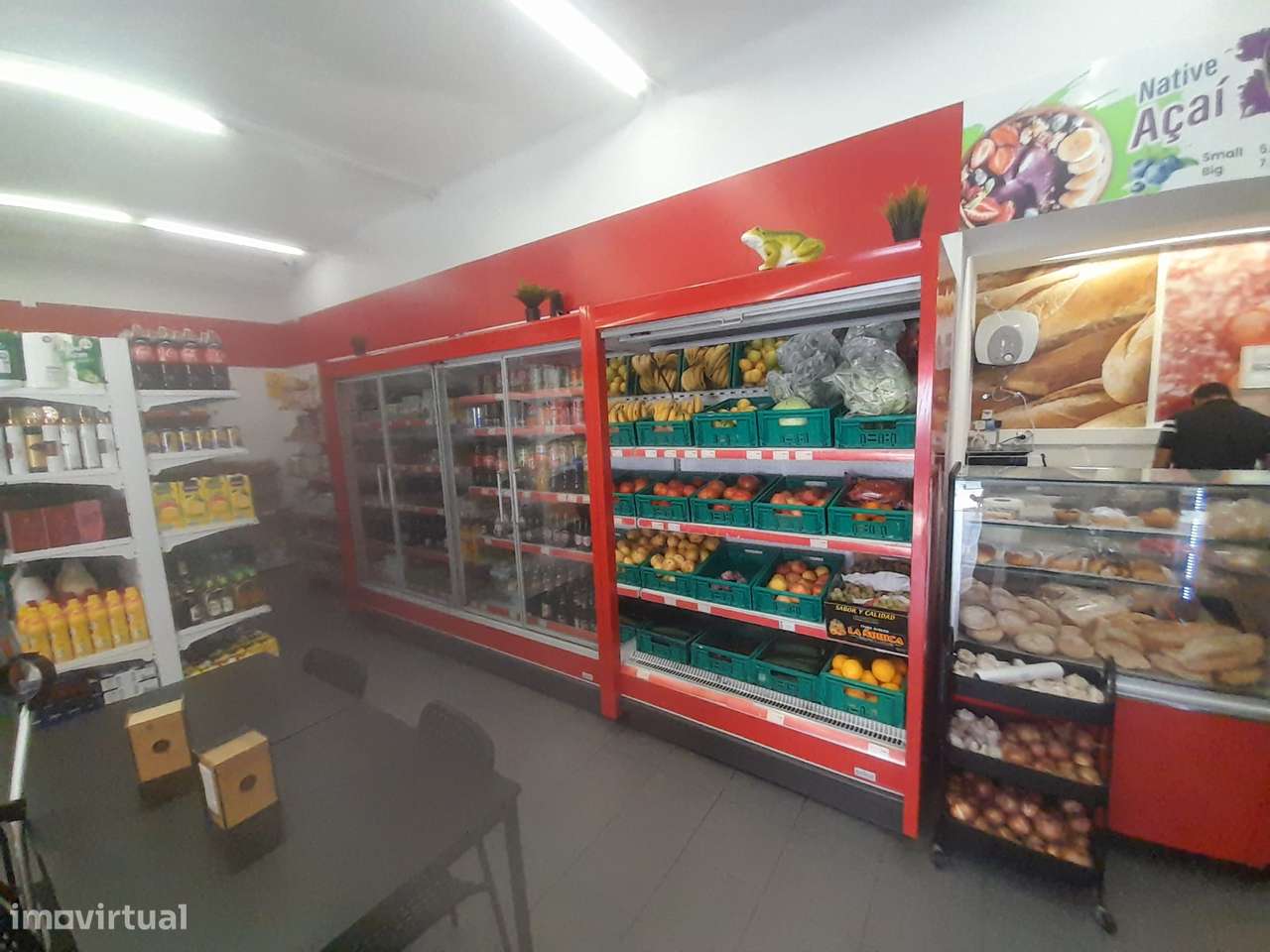 Trespasse - Minimercado - Snack bar- junto aos Salesianos de Manique - Grande imagem: 4/17