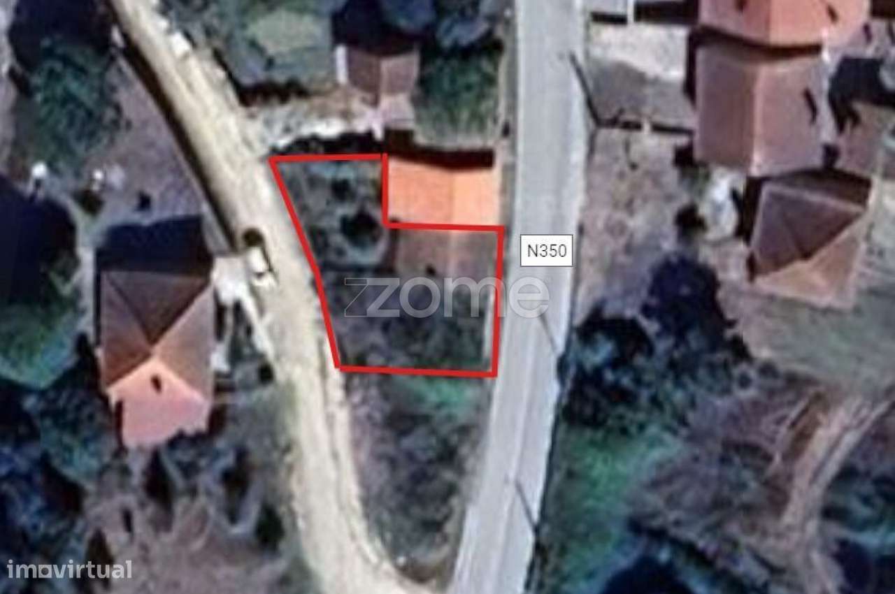 Moradia T1 para recuperar | Albergaria dos Doze-21