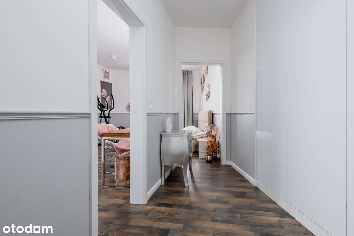 Jedyny Taki Widok w Mieście – Twój Apartament Premium Na IX Piętrze!-10