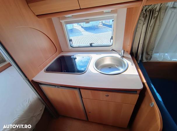 Hymer-Eriba Carado C44 - 11